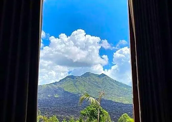 Sari Sky Kedisan
