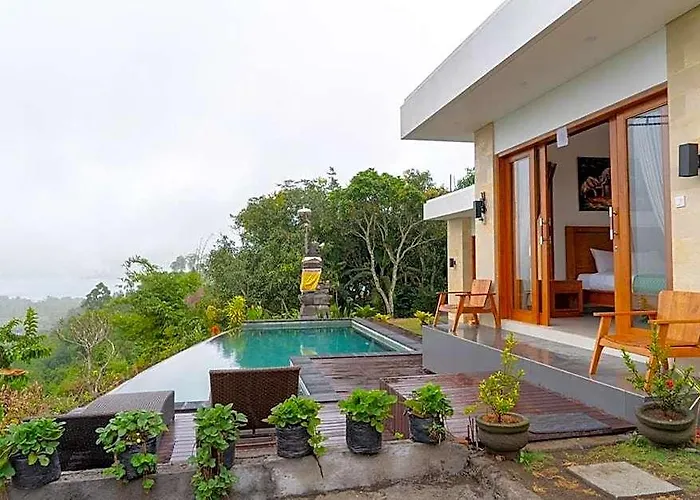 Hotel Sari Sky 3*