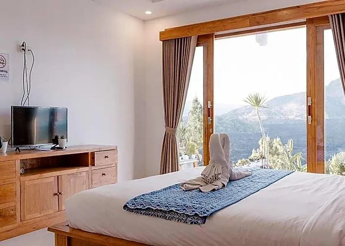 Sari Sky Hotel 3*