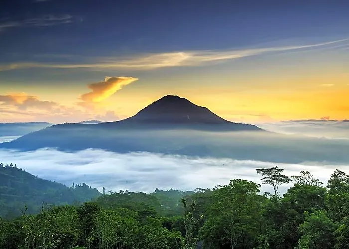 Sari Sky Hotel 3*