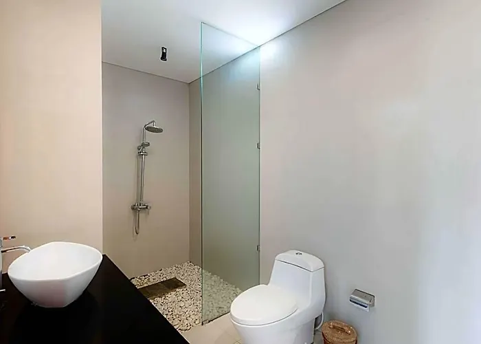 Sari Sky 3*